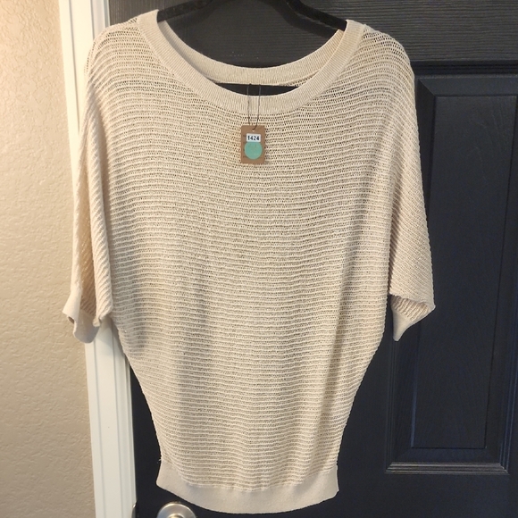 Women's Beige Sweater - Picture 1 of 3
